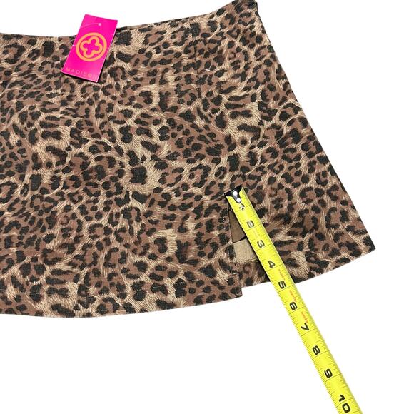 NWT MADISON OLIVACEOUS Leopard Print Slit Mini Skirt Size M - Picture 8 of 10